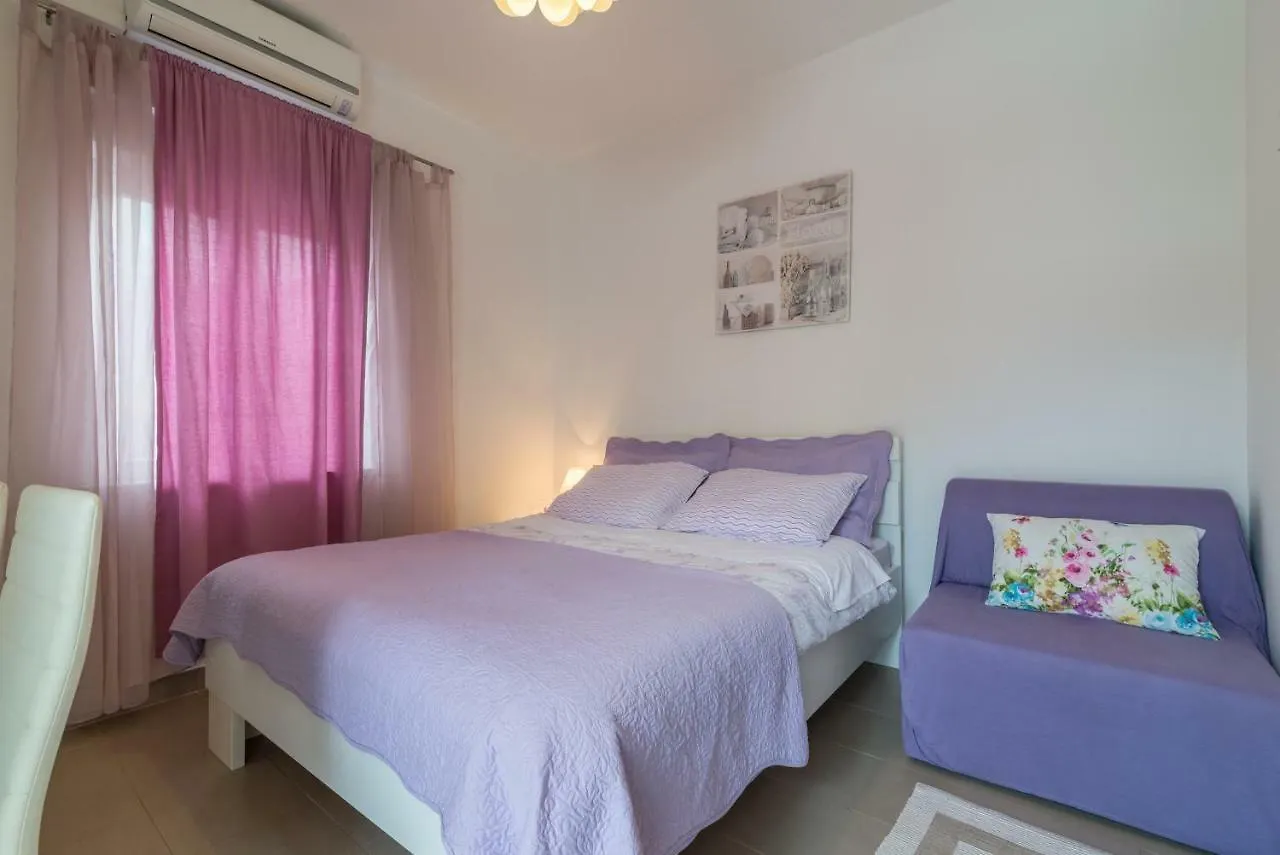 Emma & Toni 0*, Biograd Na Moru Croatia